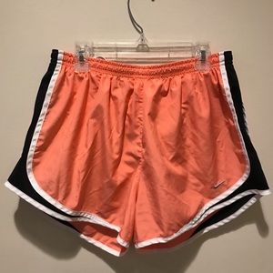 NIKE Dri-Fit 3.5” Tempo Shorts